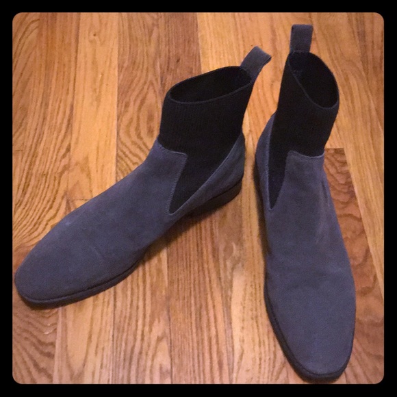 Topshop Grey suede Chelsea boots. - Picture 2 of 4